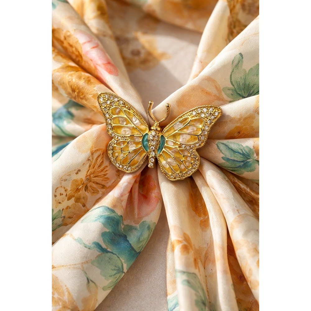 Gold Butterfly Brooch‎ Rhinestone Enamel Pearl Inlay Teal Accent Pin